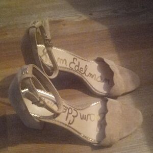 Sam Edelman Tan Heels Classic Elegance